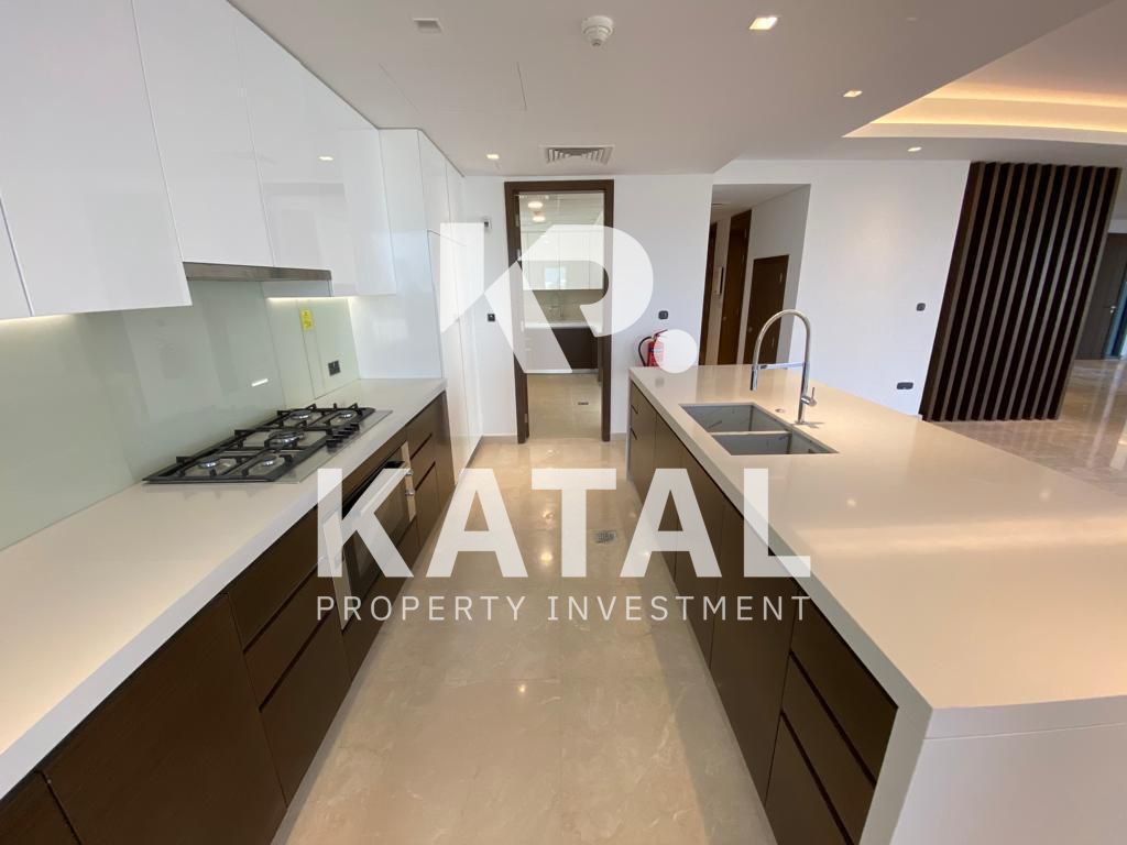 Luxurious 6BR| Large Plot| Prime Location
