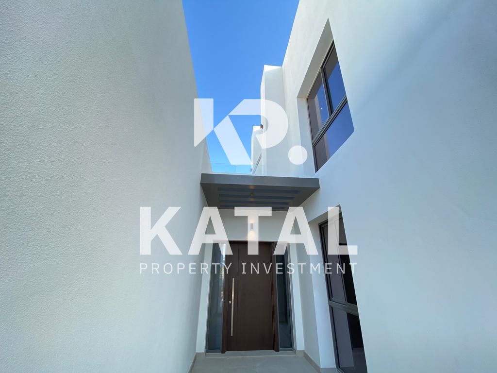 Luxurious 6BR| Large Plot| Prime Location