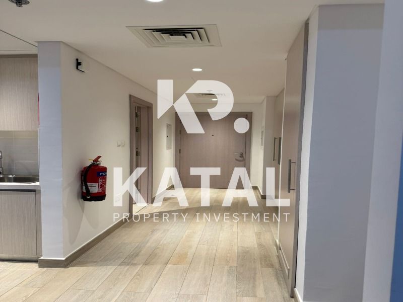 Well Maintained| Stunning View| Prime Location