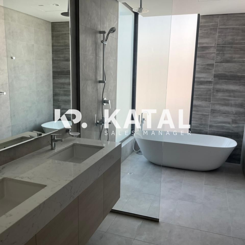 Hot Deal | First Tenant | Prime Community | Brand New