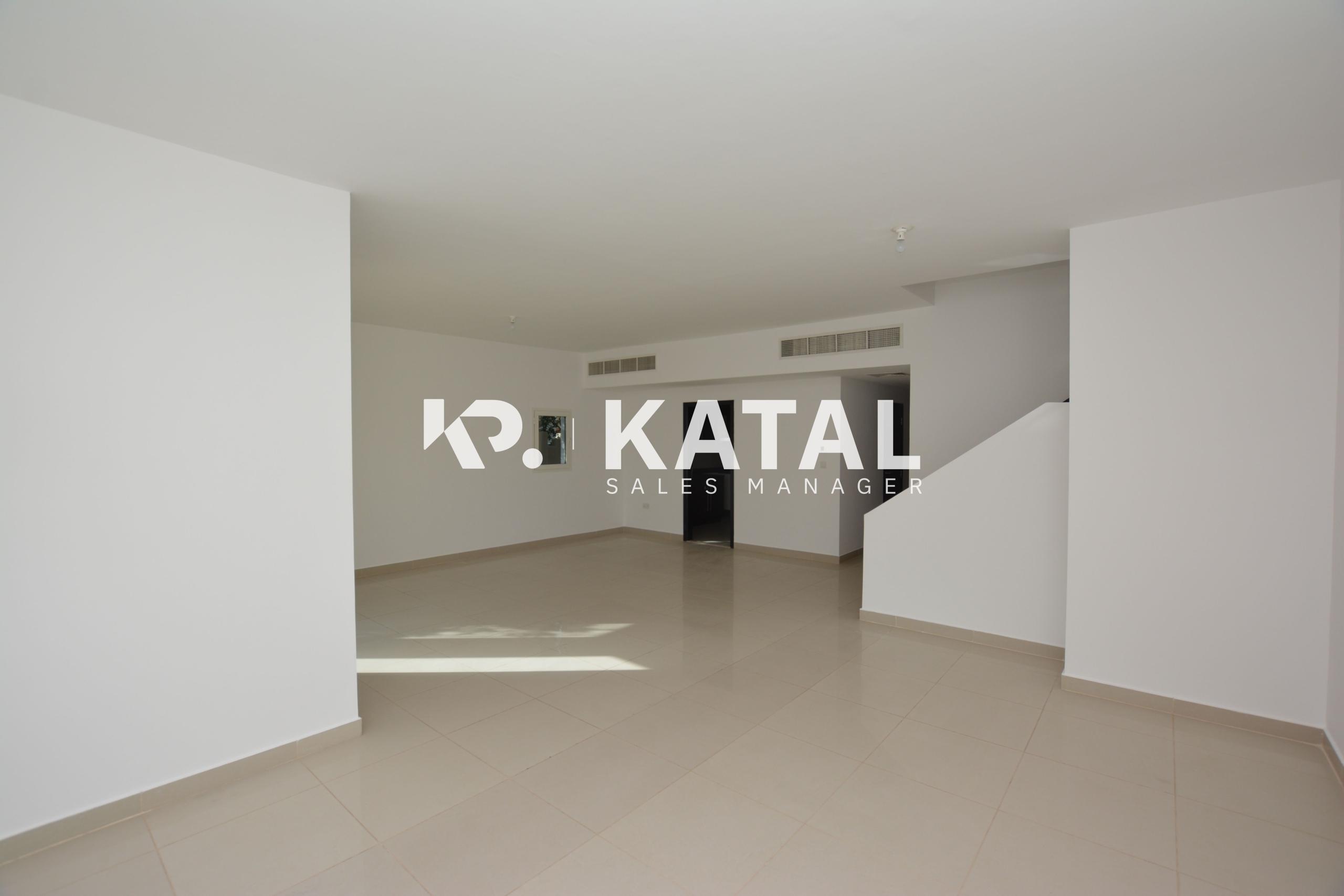 RmUbkAnx9Z0HadMc2yAxtopEH9oBXEn5mwW3ftJrmarkScale80markAligncentercentermarkAlpha0 Corner-Single Row | Prime Location | Well Maintained Unit