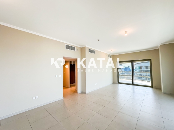 Stunning Sea View| 3BR + Maid| Prime Location