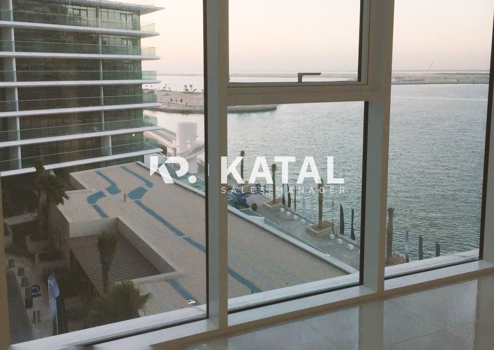 Waterfront Living| Luxury Lifestyle| Perfect Home