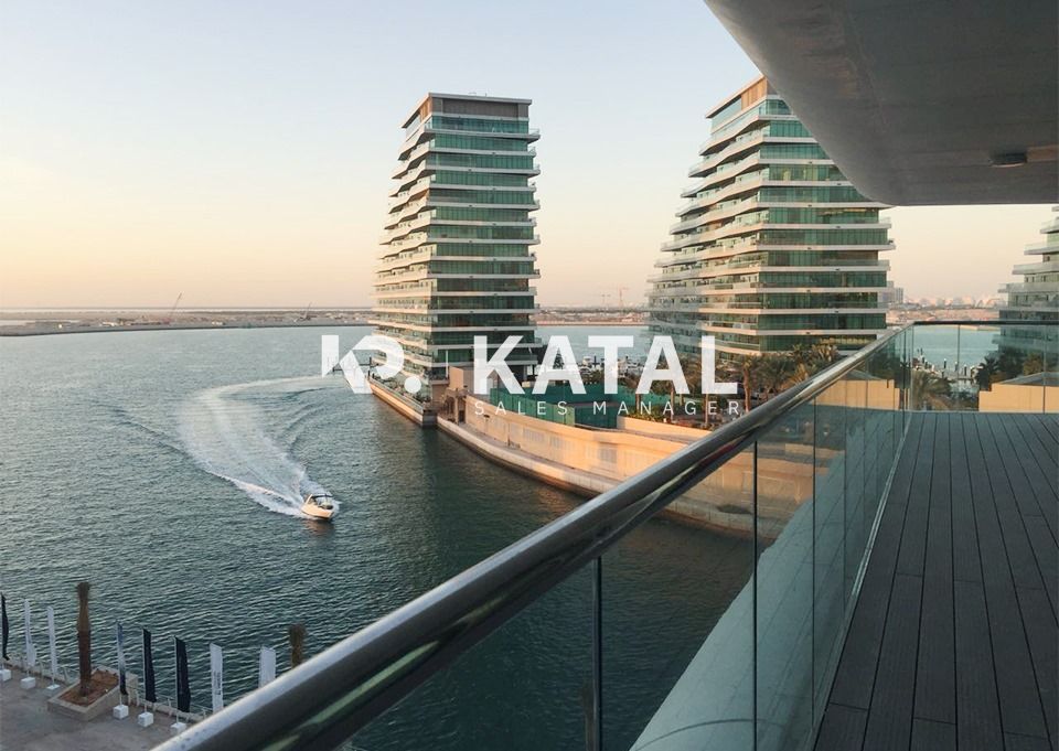 Waterfront Living| Luxury Lifestyle| Perfect Home