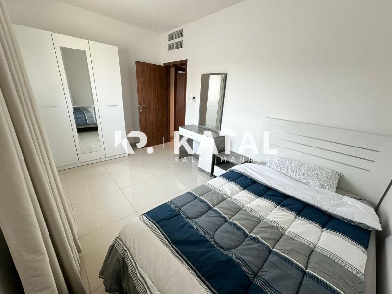 Fully Furnished | Corner Unit| Private Pool