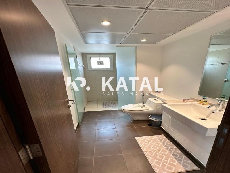 Fully Furnished | Corner Unit| Private Pool