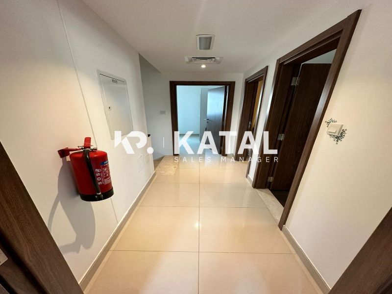 Fully Furnished | Corner Unit| Private Pool