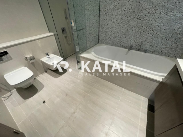 584