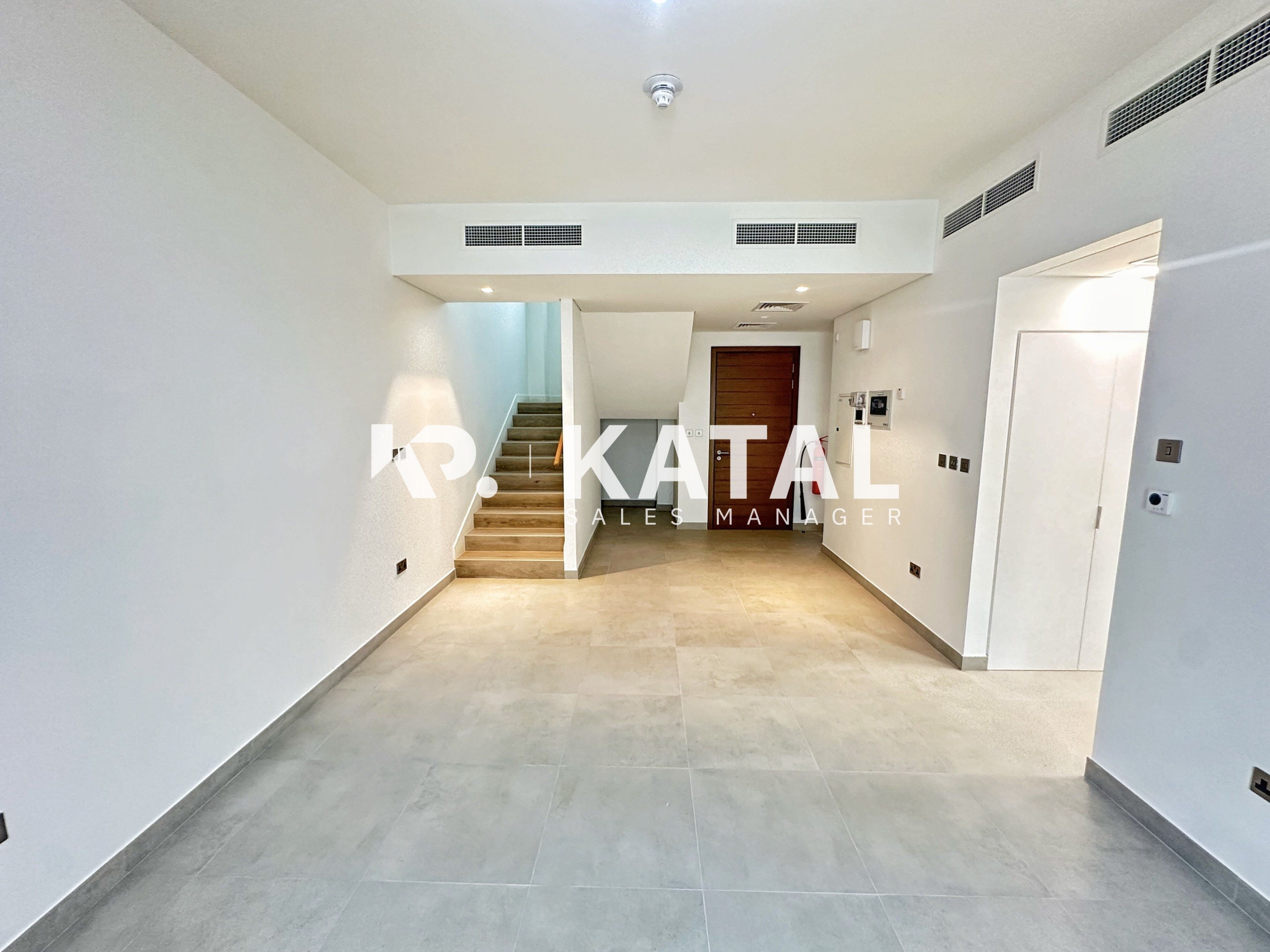 Modern Living | Prime Location | Single Row unit