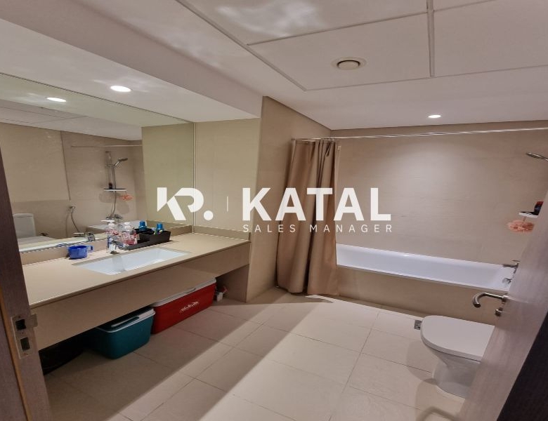 Canal View| Spacious Layout| Great Amenities