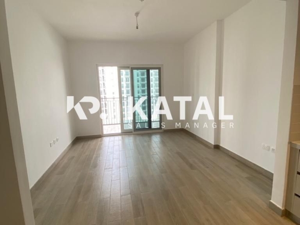 Ready to Move|  Stunning Layout| Prime Location