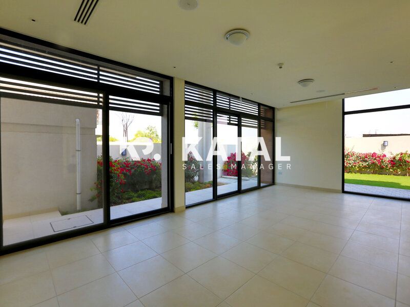 RmUbkAnx9Z0HadMc2yAxtopEH9oBXEn5mwW3ftJrmarkScale80markAligncentercentermarkAlpha0 Move in Now | Single-Row Corner | Perfect Location