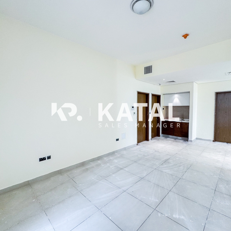 Prime Area | Single Row-Corner | Spacious Layout | Meet Us