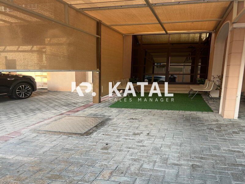 Unfurnished | Spacious Layout | Owner Occupied
