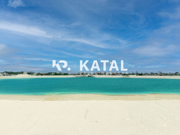 Massive Plot| Waterfront Living| Smart Investment