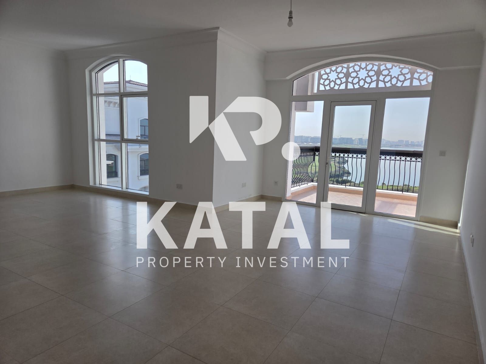 Hot Deal | Golf Views | Ready to Move In