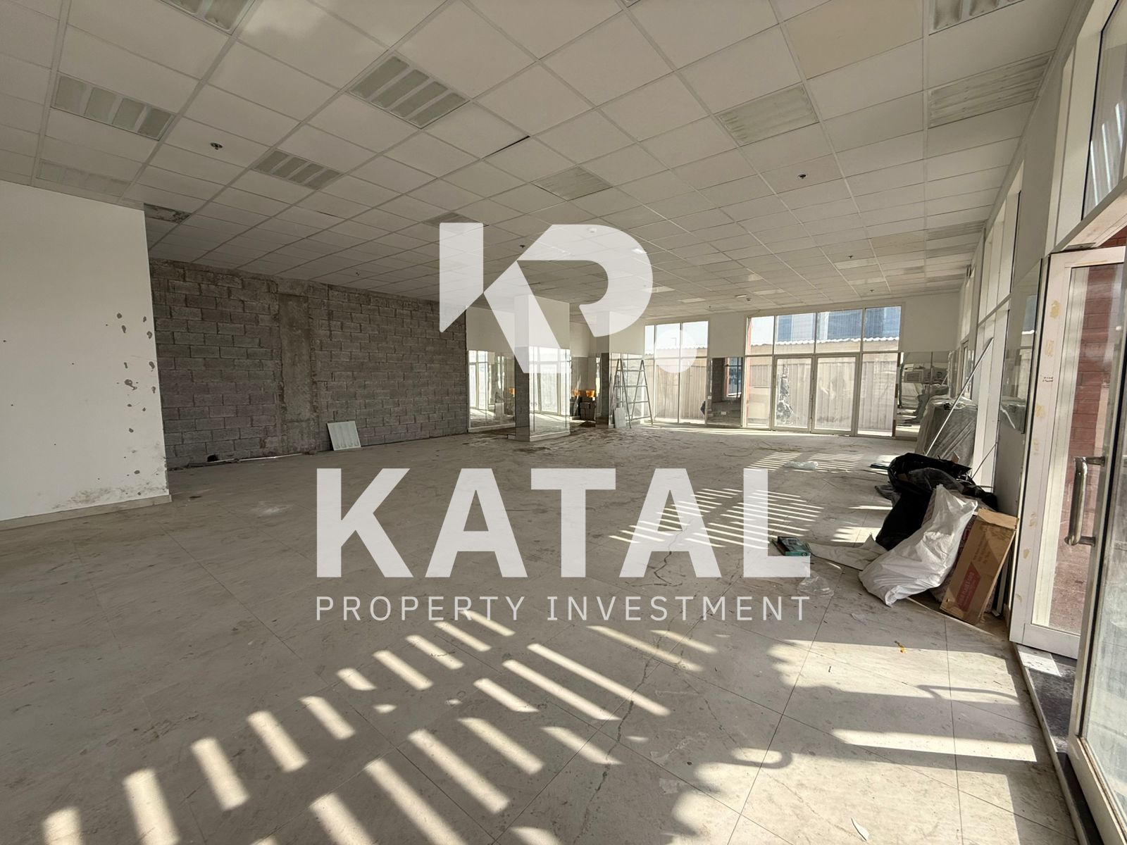Spacious Retail Unit | Prime Commercial Spot