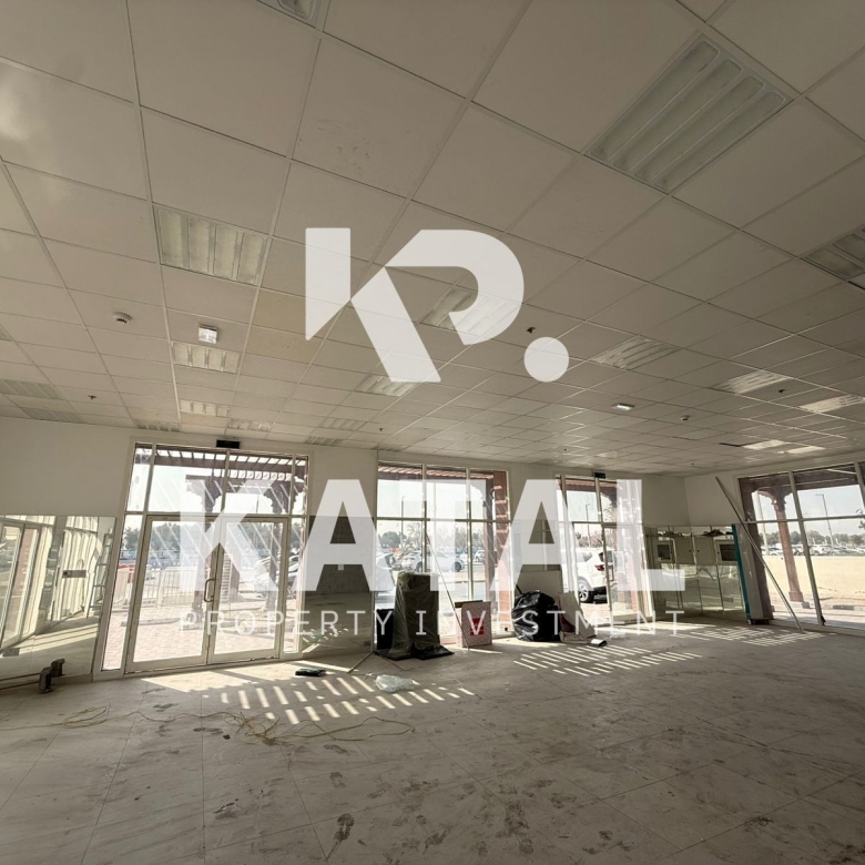 Spacious Retail Unit | Prime Commercial Spot