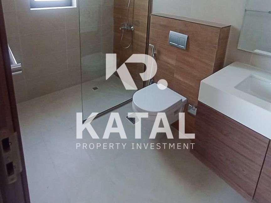 Prime Offer| Upgraded 6BR+ M+D| Ready to Move in