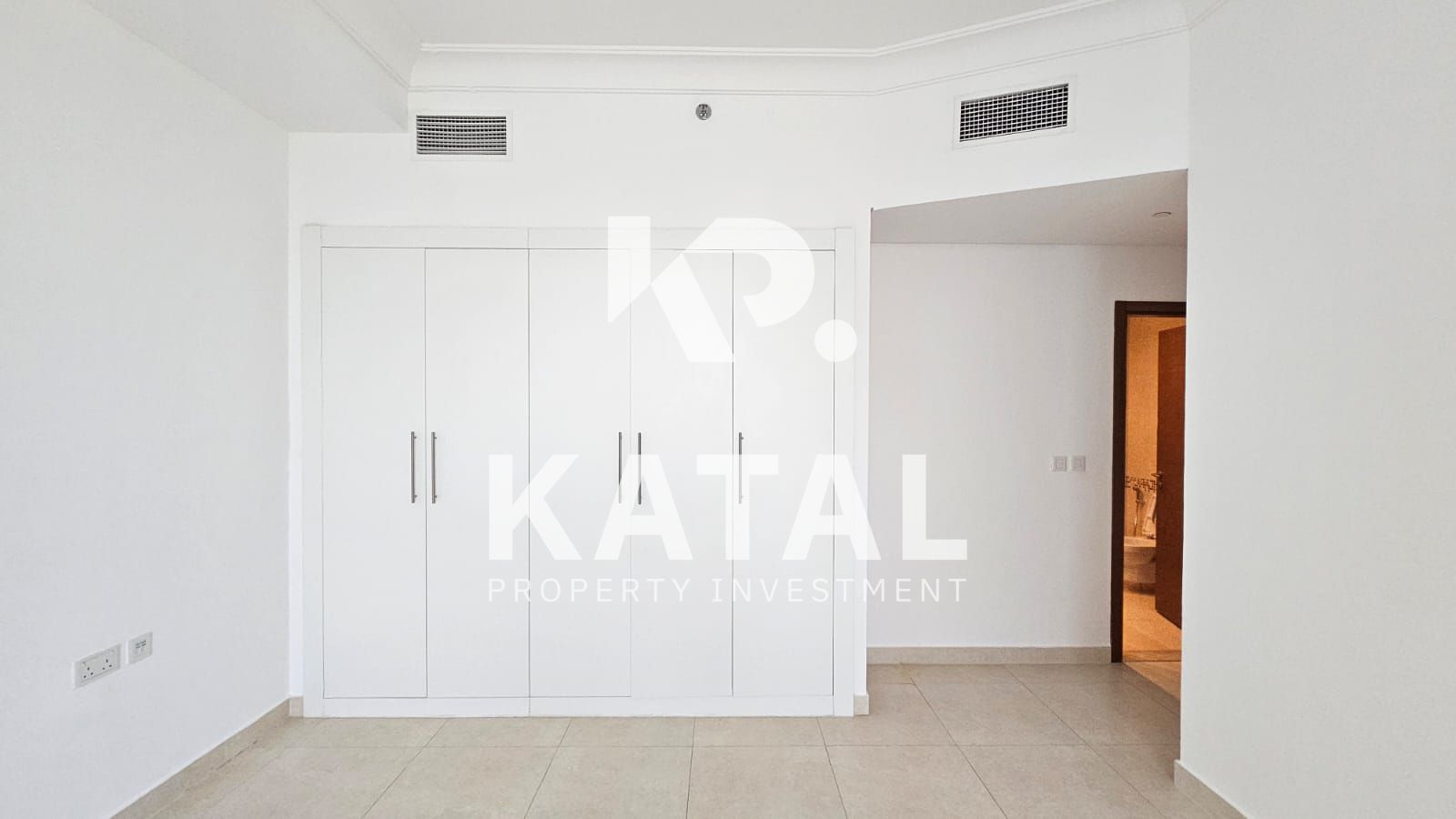 Golf and Ferrari World View | Stunning 2BR Prime Area