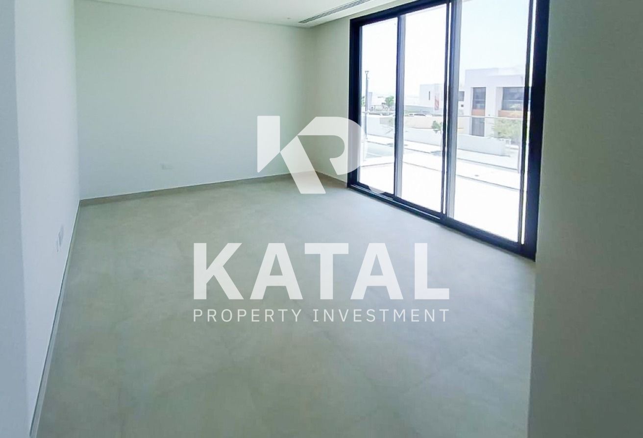 Upgraded to 6BR | Maid & Driver | Vacant Now