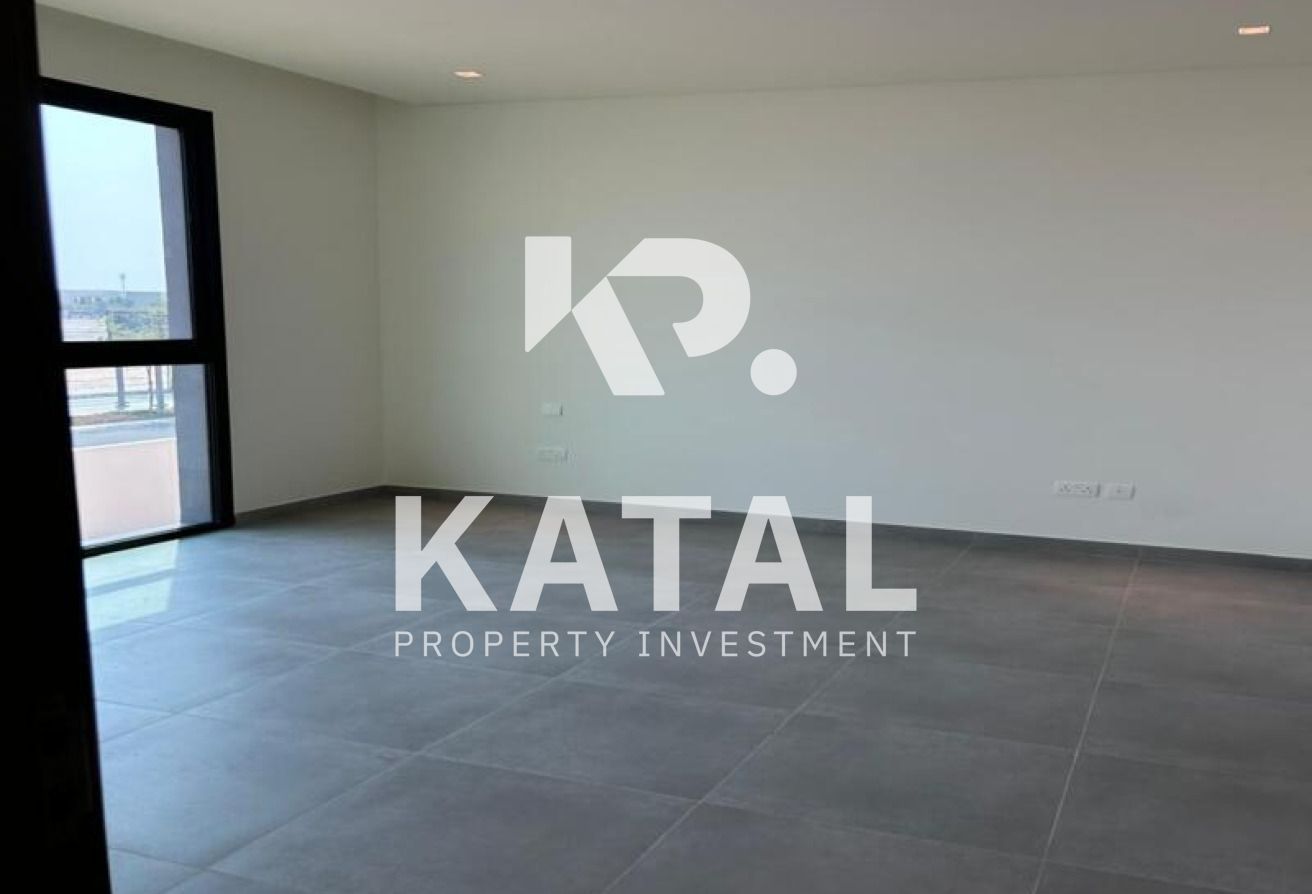Single Row | 2BR+Study TH | Ready to Move