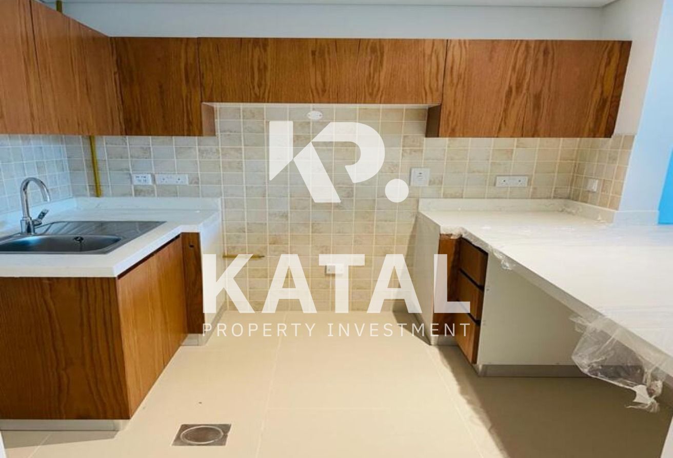 Well Maintained | 1BR w/ Balcony| Spacious Living
