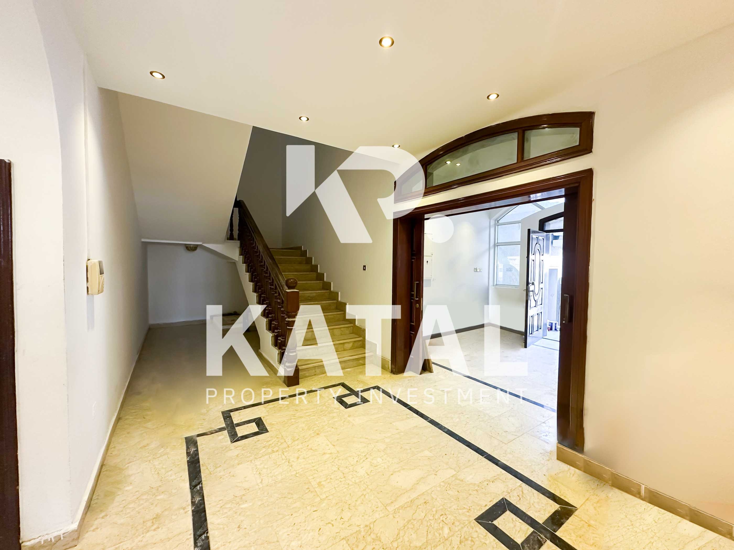 O3m1f54MMSG8st9nCOH5ToFRozrBY8wDXtNPG1HXmarkScale55markAligncentercentermarkAlpha065autocompressw2800 Stunning Villa| Spacious | Commercial Potential